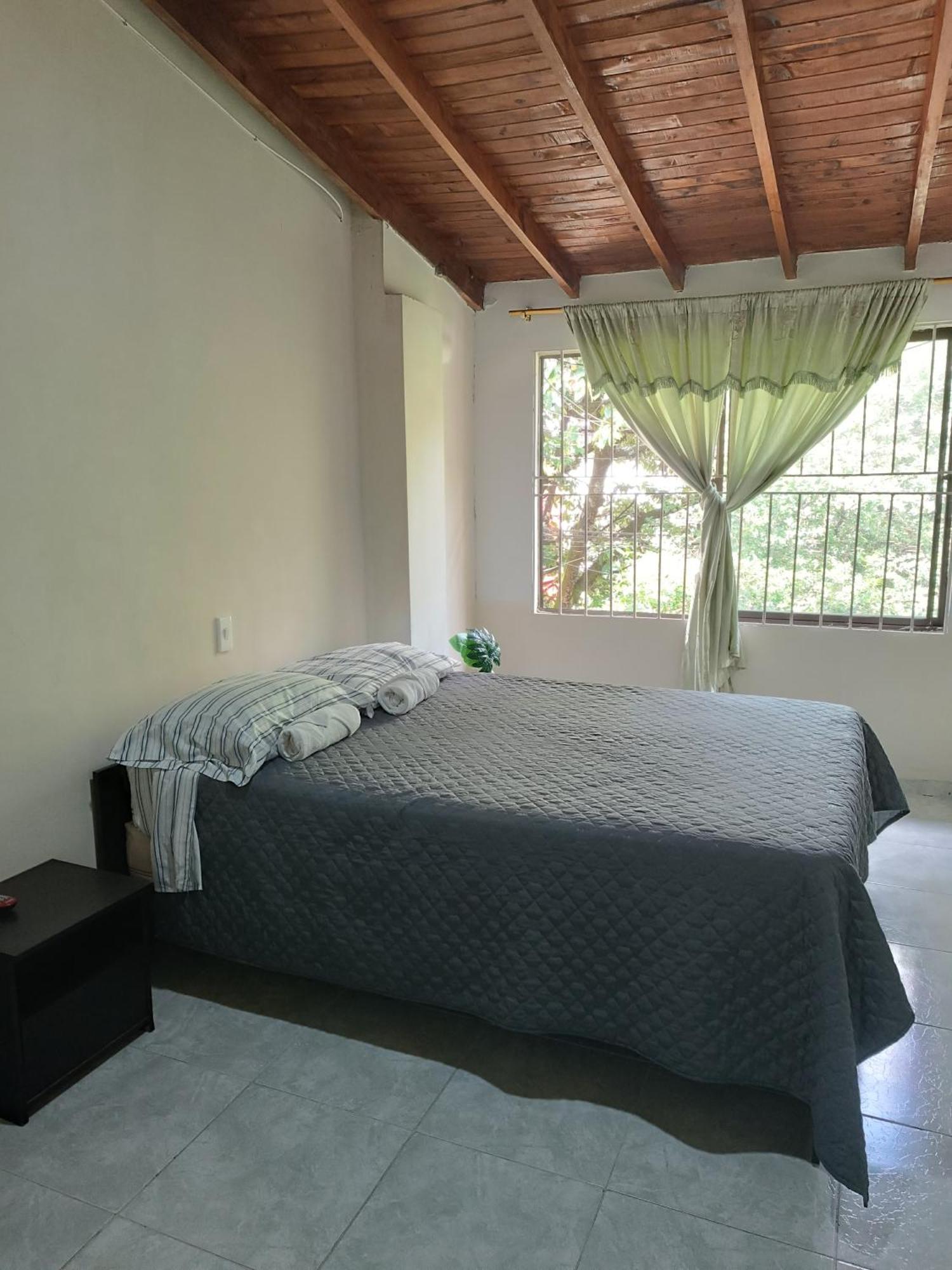 Pa Pasiar Hostal Medellín Cameră foto